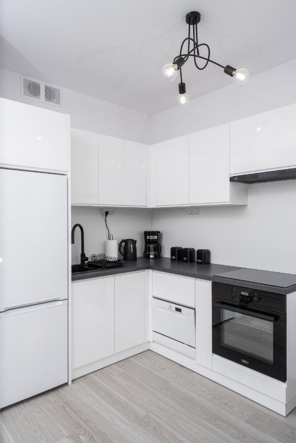 Apartament Happy Holiday Kolobrzeg Dış mekan fotoğraf