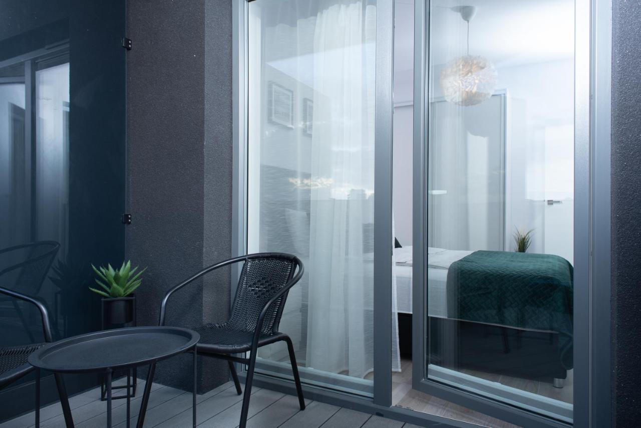 Apartament Happy Holiday Kolobrzeg Dış mekan fotoğraf